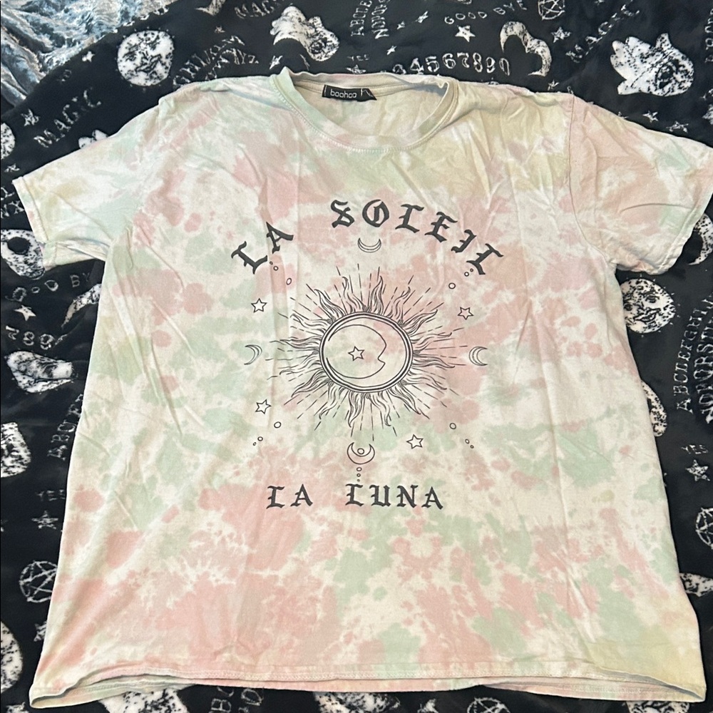 Boohoo Pastel Tie-Dye Sun and Moon Tee